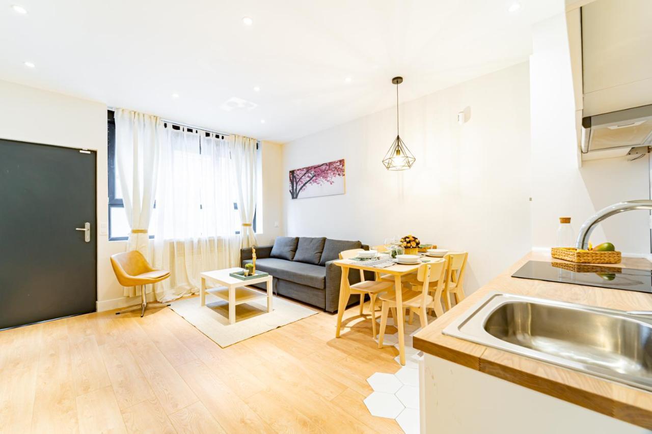 Edsam Madrid Apartments White Bagian luar foto